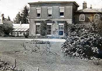 Dean House in 1933 [X504/1]